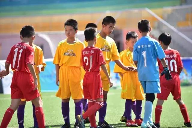 孙铭徽16+10广厦负吉林 贺希宁15分深圳胜北控